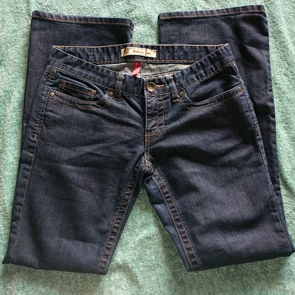 Like new BKE bootcut jeans.
